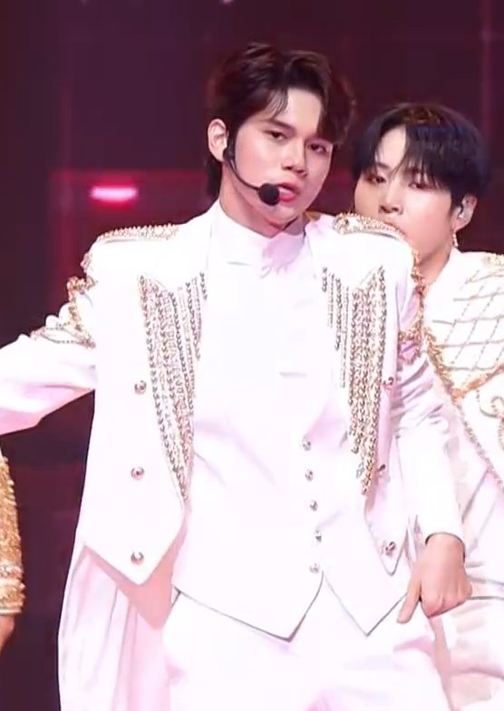 dolgodolahon's tweet photo. 성우 너무 훌륭한 어른 람지가 되었어.... 어깨가 두배가 된것만 같아 https://t.co/TfMTPOr3Yh