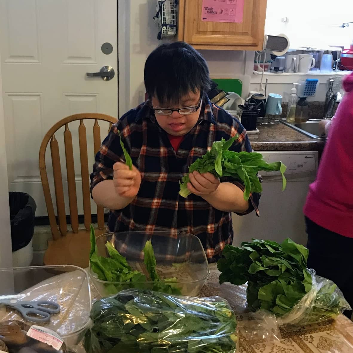 cpc_nyc's tweet photo. The residents and staff of the Josephine M. Ho Community Residence for Special Needs celebrated a birthday with hot pot and cake! Residents receive around-the-clock care from our dedicated staff. #AdvancingourCommUNITY https://t.co/XRm930dqUL