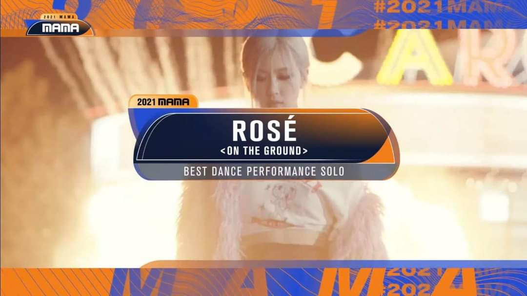 mymusicianrose's tweet photo. Thanks a lot all creation and production team members of -R-. 

CONGRATULATIONS ROSÉ 🥇💐

Let's celebrate for our ROSÉ's success as a soloist.🌹

ROSÉ BEST DANCE PERFORMANCE
#MAMAWinnerRosé #로제 https://t.co/MyGZUed8PY