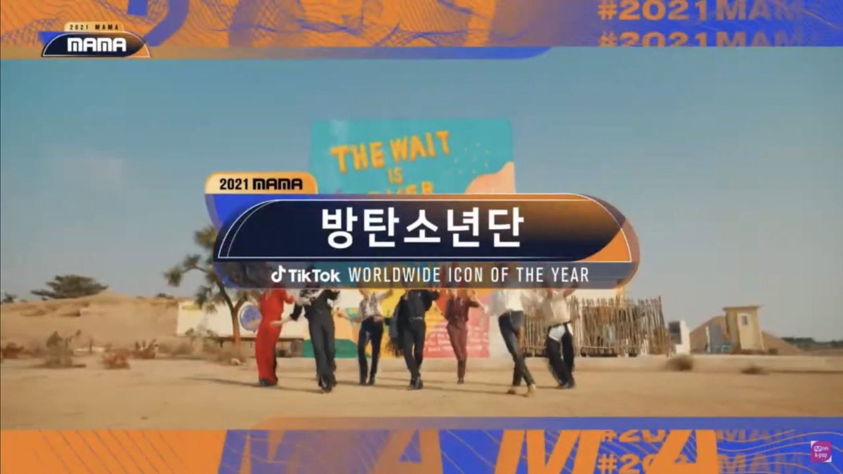 jjkfied's tweet photo. BTS bagged 9 awards at the #MAMA2021 including 4 daesangs: 

🏆 Worldwide Icon Of The Year  
🏆 Album Of The Year (BE) 
🏆 Song Of The Year (Butter) 
🏆 BTS - Artist Of The Year 

congratulations @BTS_twt! well deserved 👏 BTS now have a total of 63 daesangs !! #BTSDAESANGSWEEP https://t.co/QMvfMerkwq