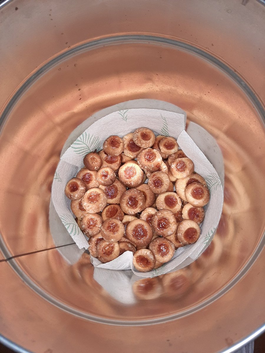 maliStickservic's tweet photo. Heute ist Backzeit mit den Kindern #backen #Emsland #kulleraugen #kekse #keksebacken #backing #cookies #family #familytime #familienzeit #familie https://t.co/TKxHGpHOCO