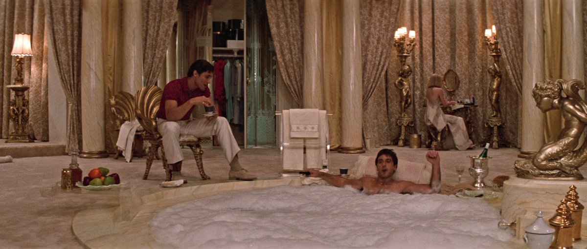 🎥 1983, "SCARFACE" scénographie par Brian De Palma.
