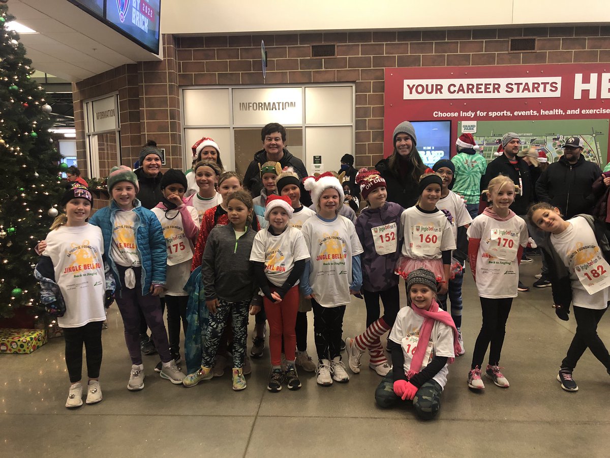 MrsHitchOTES's tweet photo. Way to go to our Acorns on the Run! 25 mile per hour winds and the cold won’t stop them as they run this 5K today! #OTESAcorns https://t.co/Hv20s4nz31