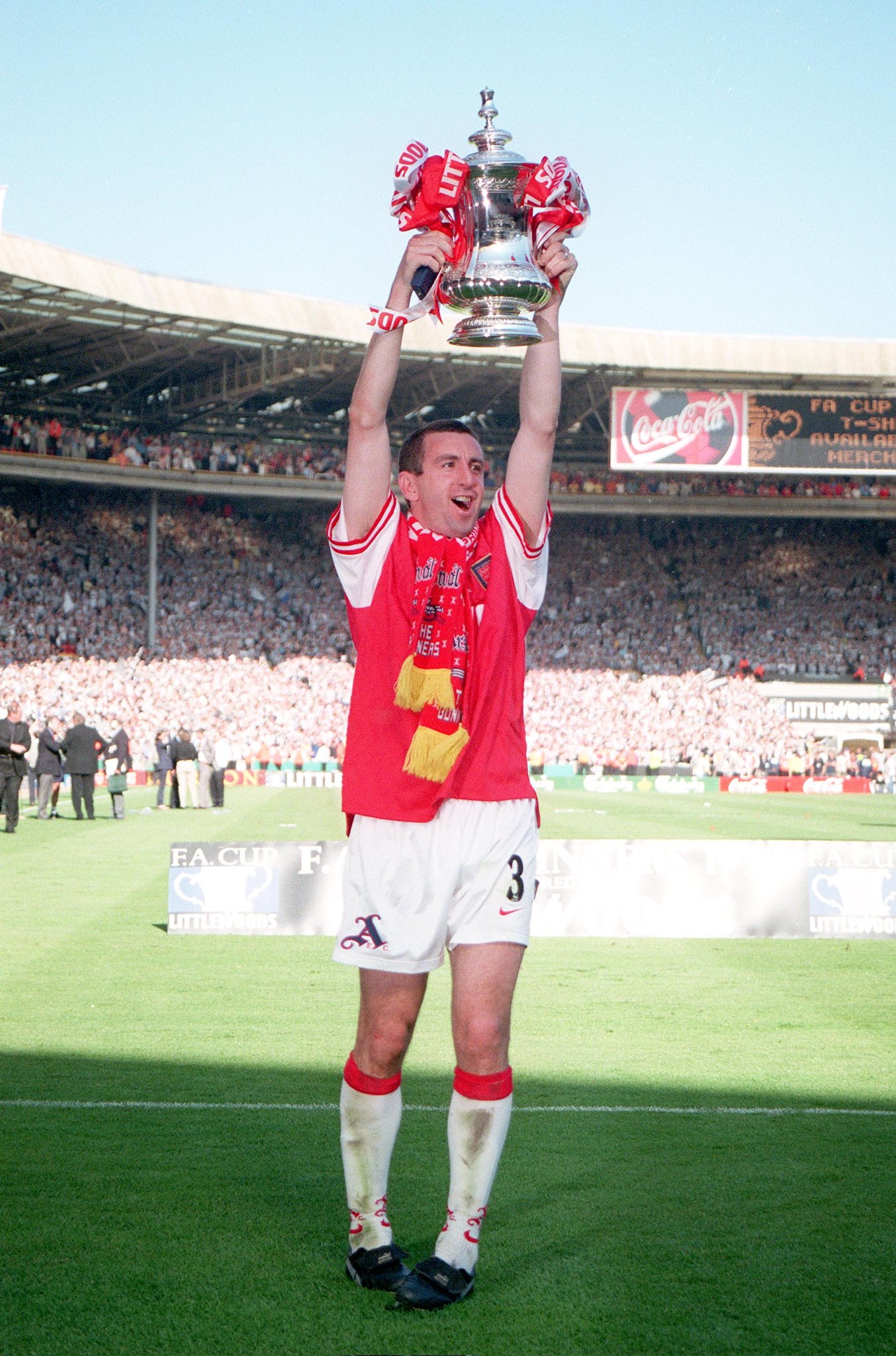 Happy birthday to Arsenal legend Nigel Winterburn 