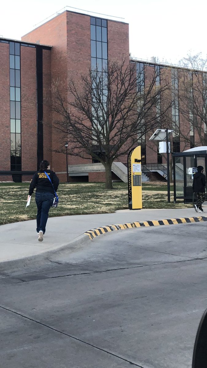 y_alln's tweet photo. My daughter running off to go take her ACT this morning. Please send some good vibes towards her way please #POstables #CollegeBound #FutureZoologist https://t.co/ivXgCJSG3o