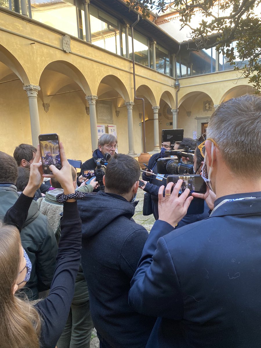 Guy Verhofstadt tweet media