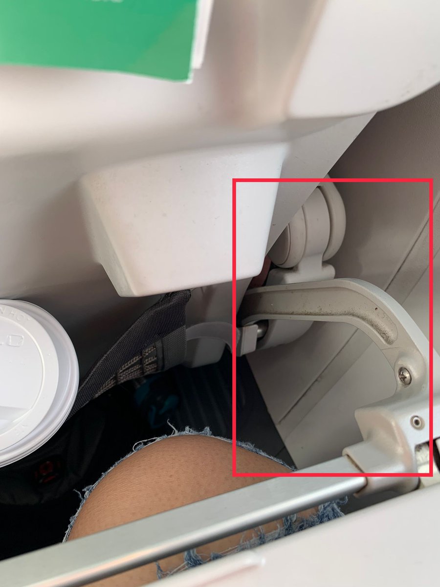 rmmajithia's tweet photo. @AlaskaAir Losing trust in the next level care promise. Have been loyal to Alaska since I moved to PNW. But disappointed with the cleanliness of the cabin. AS336 Dec 10th https://t.co/5jkd2zQ9EM