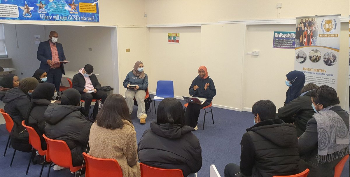 Brightcentres's tweet photo. Fantastic insight to medicine day at @Brightcentres in partnership with @kclsomsoc!! #UCAS #medicine https://t.co/itGPgTi1XJ