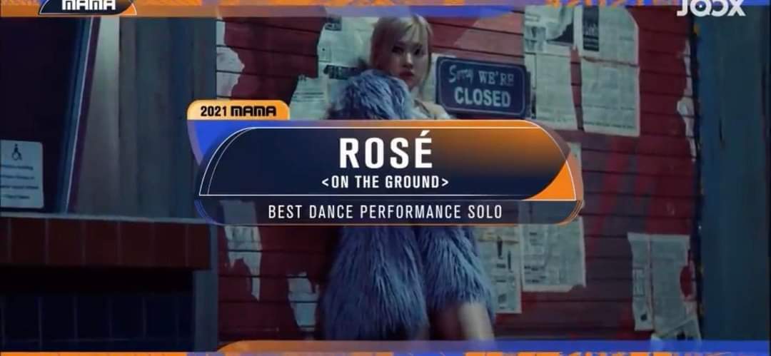 bacchien80's tweet photo. Là ai đỉnh , là ai ??? Là Park Chaeyoung chứ ai
Bé mãi mận ạ
#rosé
#MAMAWinnerRosé https://t.co/6ax18BoSgv