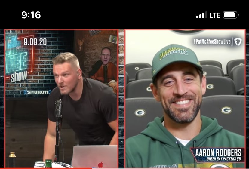 hockman13's tweet photo. #PMSFANDUELFAMILY    Hs coach ...love how you guys get AR to talk ball and what is on his mind at LOS. https://t.co/5glhrB97xJ