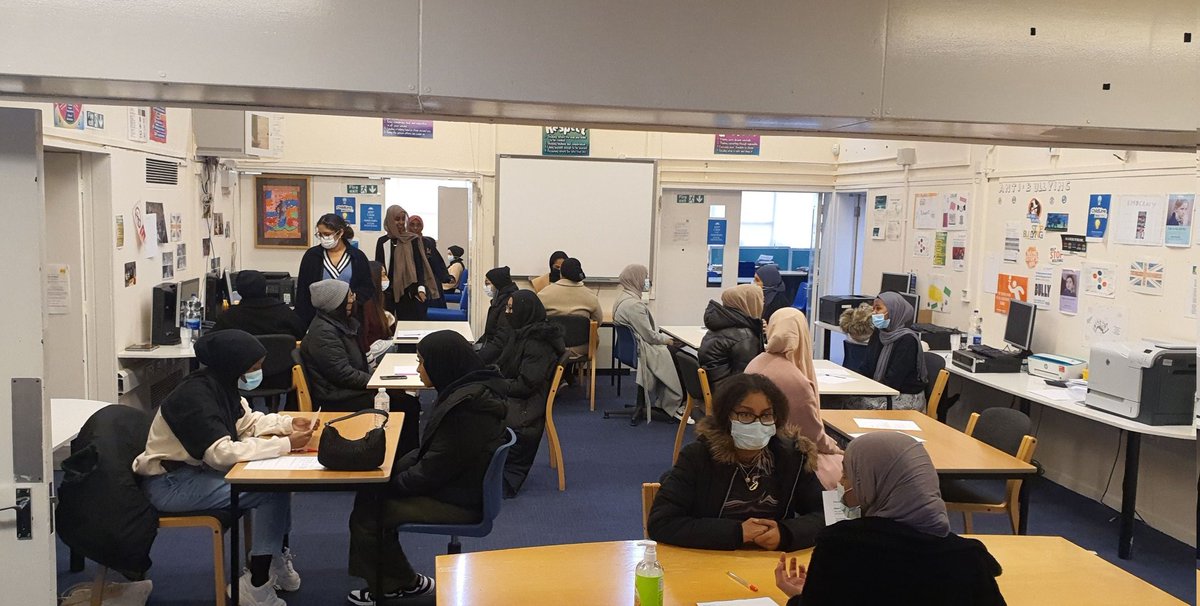 BCYouthForum's tweet photo. Thanks @KingsSomaliSoc , the event @Brightcentres was brilliant! We hope all young people @BCYouthForum benefited today!!! https://t.co/fOyU1gBYV8