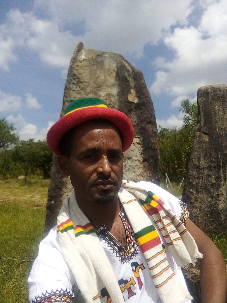 Greetings from Tiya🇪🇹!
#ETHIOPIA
 #TIYA 
#Archeologicalsite
#UNESCOheritage 
 #Massgrave
#Culture
 #Legend
#Hostcommunities
#BetweenpaganandChristianera
.
.
.
.#41steales  grouped into three groups!
@VisitEthiopiaye 
@VisitOromia 
#Culturaltourism