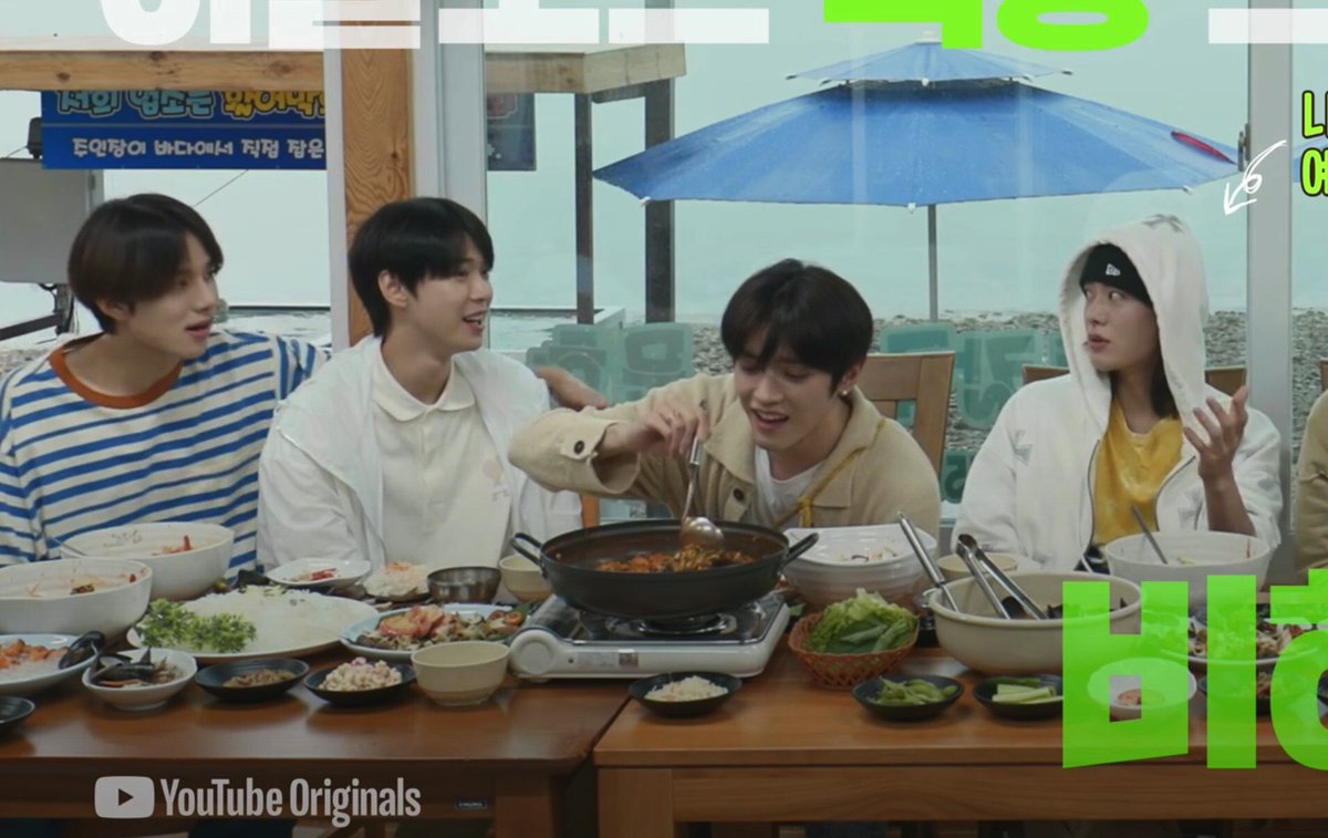mtyong_'s tweet photo. เขาโตกันเร็วมาก ปล่อยเปนจิ๋วอยู่คนเดียว https://t.co/LYkV1tQP7v