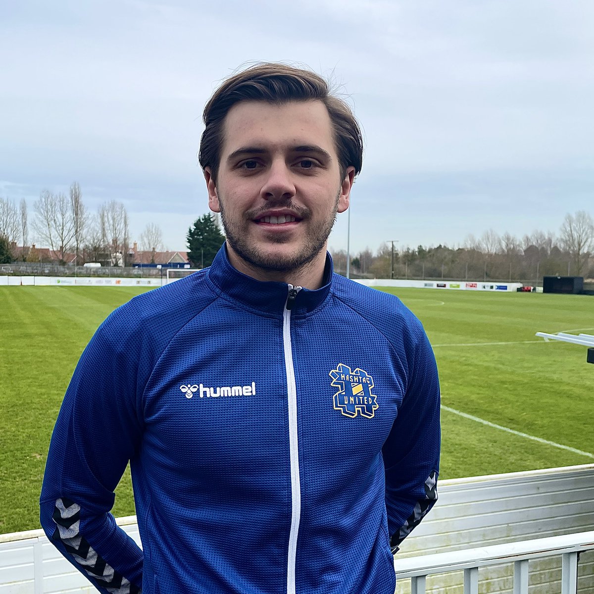 🚨NEW SIGNING!

A new face in today’s squad here at <a href="/CoggeshallTown/">Coggeshall Town Football Club</a> - welcome to the club <a href="/Lwatson_98/">Lewis Watson</a> 👊

INTERVIEW:
hashtagunited.co.uk/lewis-watson-s…