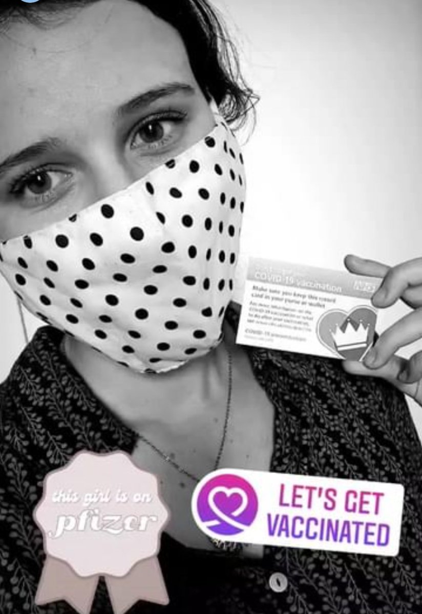 Our 'RNA and Vaccines' episode with guest <a href="/EllenaOliphant/">EllenaOliphant</a>, languages student and proud non-scientist, is rising! We are happy because it has got to be one of our most important episodes 💉💙 Check it out now 👇 open.spotify.com/episode/3Tjscs…