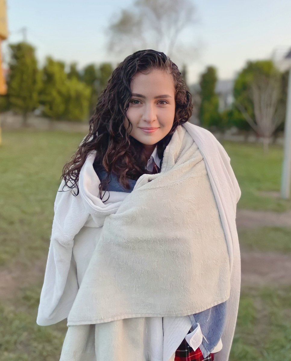 Melis Minkari Pics (@melisthepics) on Twitter photo 