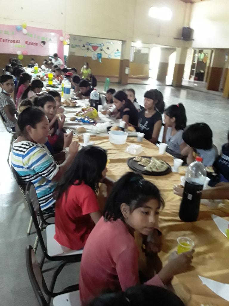 Conteniendo a nuestros niños y adolescentes en Escuelas Abiertas <a href="/PseSalta/">Políticas Socioeducativas Salta</a> <a href="/RobertoIRamos/">Roberto Ismael Ramos</a> <a href="/matiascanepa/">Matías Cánepa</a>