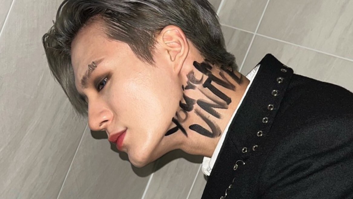 neck tattoo, lee jeno