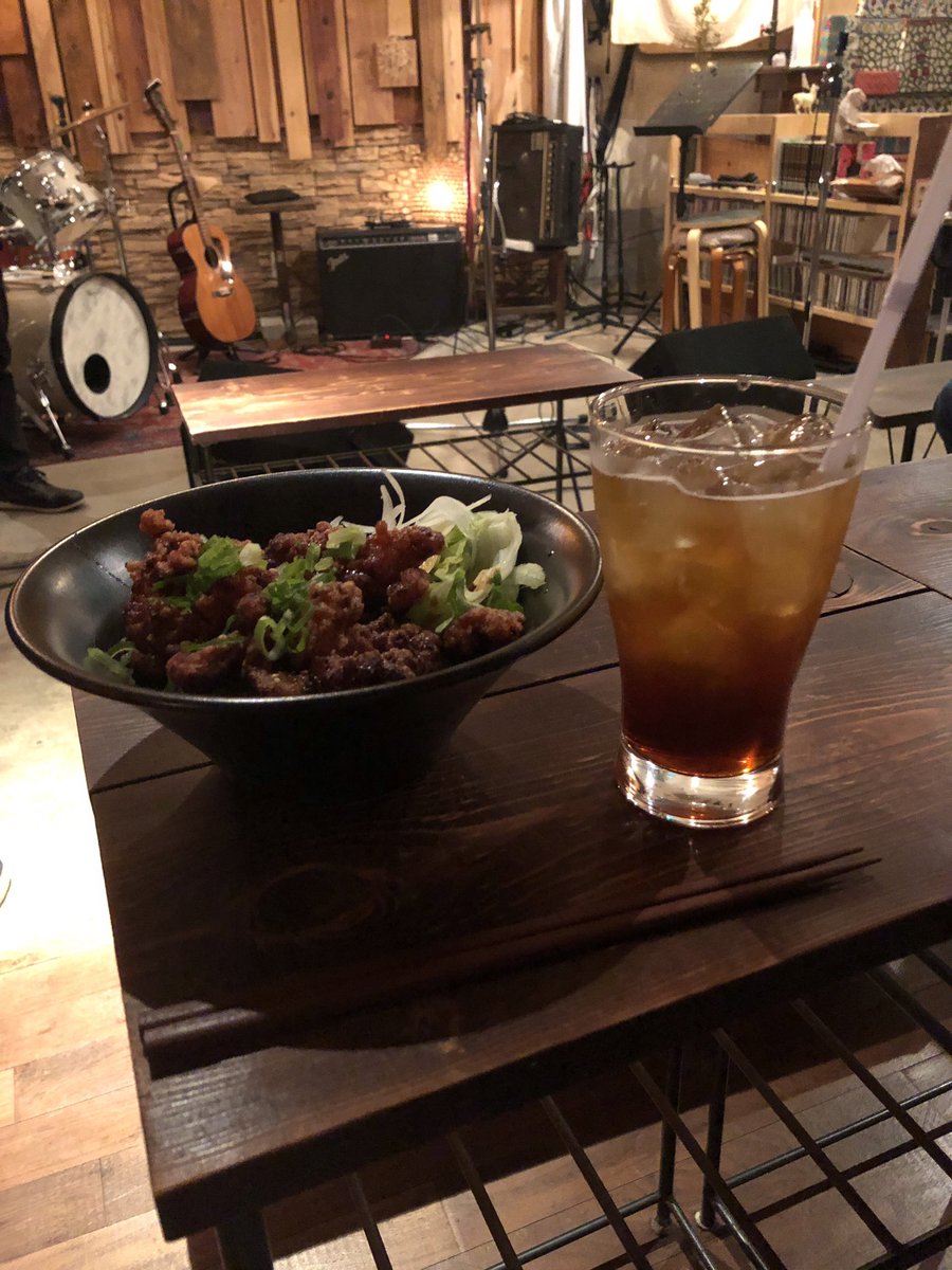 asaiso1118's tweet photo. 星のかけらたち、生活のシェルター
おけさんさんと遠藤美月さんの共同企画。
5つの星のかけらたちが奏でる音は個性豊かで楽しさ満載♪
居心地の良いシェルターでした😊
おけさん、美月さん、お疲れ様でした。
#おけさんさん
#遠藤美月
#イシキド
#Thina
#伊藤和成 https://t.co/rqlt2dNUxk
