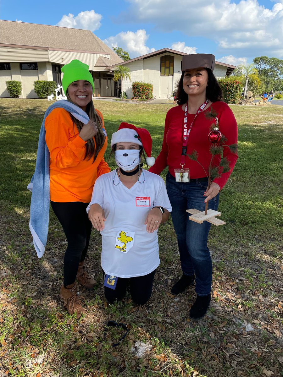 Holiday Character Dress Up Day! A Charlie Brown Christmas with Charlie, Linus and Snoopy. <a href="/VillasElem/">Villas Elementary</a> 🎄