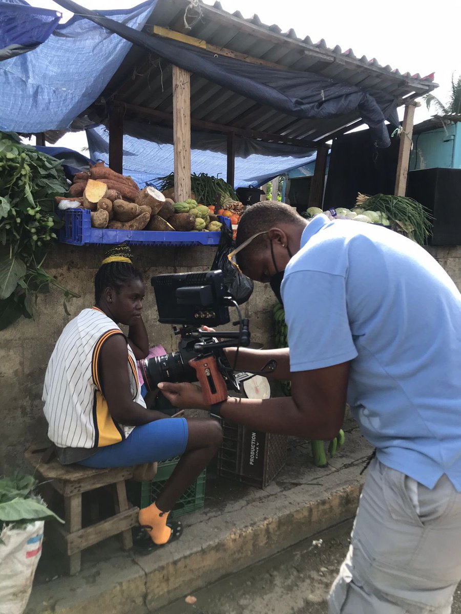 Work mornings hit different when you watch the sunrise ☀️. From the farm to the market to your plate, the work that goes into producing crops and getting them to the market is no joke. Support your local farmers <a href="/Factory_75/">Factory75</a>