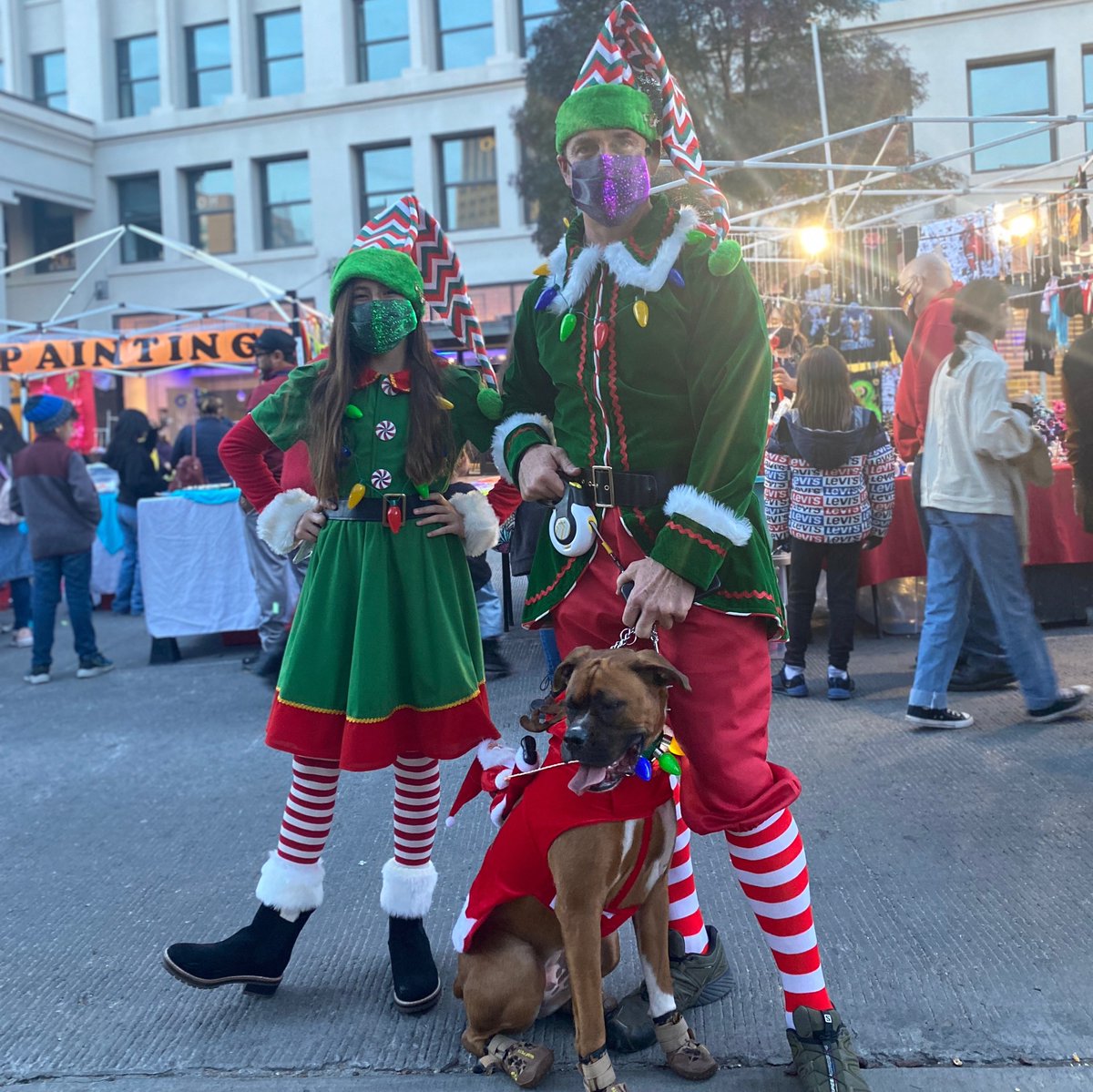 Downtown_EP's tweet photo. Bringing your dog to El Paso WinterFest? Make sure to snag a picture and hashtag #DogsofWinterFest and to be entered for a chance to win a sweet WinterFest-themed goodie bag!
Winners will be announced December 17. https://t.co/iHoJ5XqnNv
