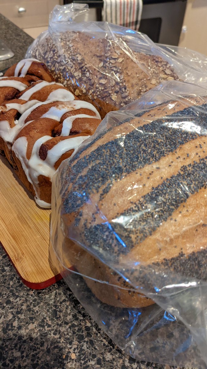 Double_Roti's tweet photo. 3 loaves of miscellaneous day old bread, all for $7. Great deal, good bread and most of all, hopefully some food waste prevention. https://t.co/ewPHtWfM3l