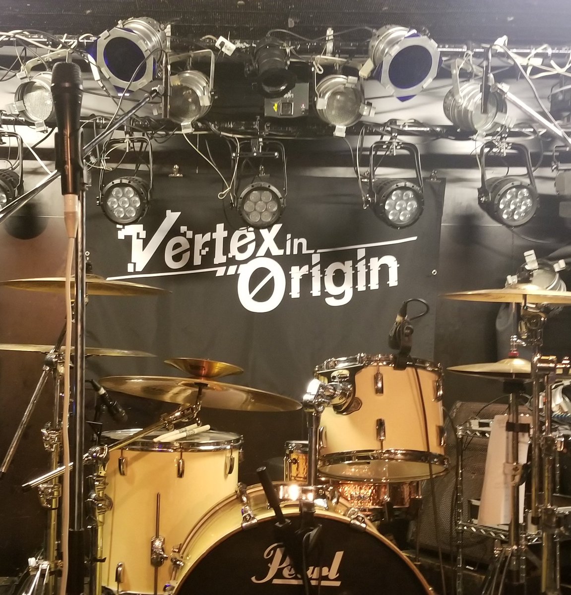 01shinchan28's tweet photo. Vertex in Originおよび私しんくんは非常にエゴサが好きです🎉
今日の感想、写真、チェキいっぱいSNSに載せてください。
ぼくもみんなとの記憶を保存したいので( ˊᵕˋ )

明日からまた色々書いていくね。今日はほんとにありがとう😭😭😭 https://t.co/0BNNa0SV9u
