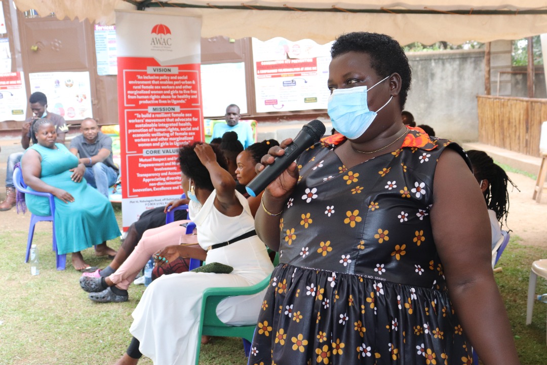 awacuganda's tweet photo. 🏅🏆We are thrilled by the community testimonies about our livelihood transformatory #CHLEG model.

Ms Baleke Violet shares about the 💵saving &amp; lending fund initiatives and support towards their livelihood ventures that have emanated from #CHLEGS in Mutukula -Kyotera District. https://t.co/CXM9ckUy5m