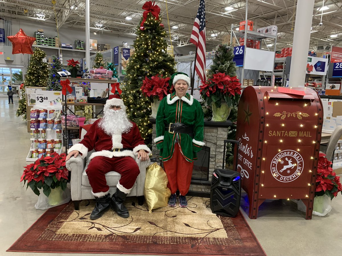 Merry Christmas <a href="/FerdGonzalez01/">Ferdinand Gonzalez</a> @LauraG813R1 <a href="/BenitoKomadina/">Benito.Komadina@Lowes</a> <a href="/KerreLeland/">Kerre Leland</a> <a href="/rodney54084585/">Rodney Leone</a> <a href="/candycoated1978/">Ebony Jones</a>