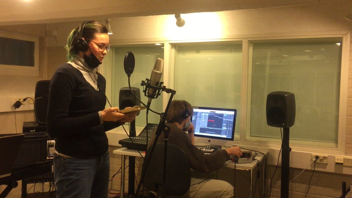 PACAFinAll's tweet photo. Slams Recording written 🇫🇮🇫🇷during 1/2mobility in the recording studio of Oulunkylan high school (Helsinki). @ErasmusplusFI @ErasmusplusFR @IFFinlande @HUSTACHE06 @kellykeodara @DANE_acNice @clemi_nice @LeCLEMI @Kari_Kivinen https://t.co/CuQIDF1Li3