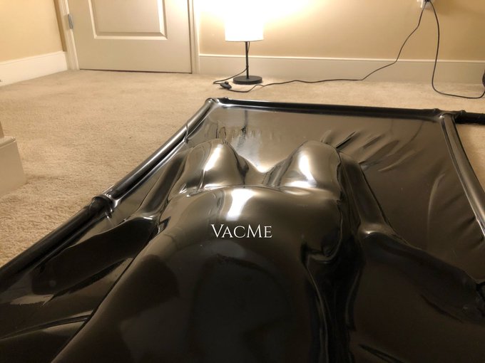 太喜欢这个姿势了 My favorite pos #vacbed #latex #真空床 #vacuumbed #バキュームベッド #乳胶衣 #束缚 #bondage #vakuumbett https://t<a href="/tag/vacbed"class="tags">#vacbed</a><a href="/tag/latex"class="tags">#latex</a><a href="/tag/%E7%9C%9F%E7%A9%BA%E5%BA%8A"class="tags">#真空床</a><a href="/tag/vacuumbed"class="tags">#vacuumbed</a><a href="/tag/bondage"class="tags"><span>#bondage</span></a><a href="/tag/vakuumbett"class="tags"><span>#vakuumbett</span></a><a href="/tag/%E4%B9%B3%E8%83%B6%E8%A1%A3"class="tags"><span>#乳胶衣</span></a><a href="/tag/%E3%83%90%E3%82%AD%E3%83%A5%E3%83%BC%E3%83%A0%E3%83%99%E3%83%83%E3%83%89"class="tags"><span>#バキュームベッド</span></a><a href="/tag/%E6%9D%9F%E7%BC%9A"class="tags"><span>#束缚</span></a>