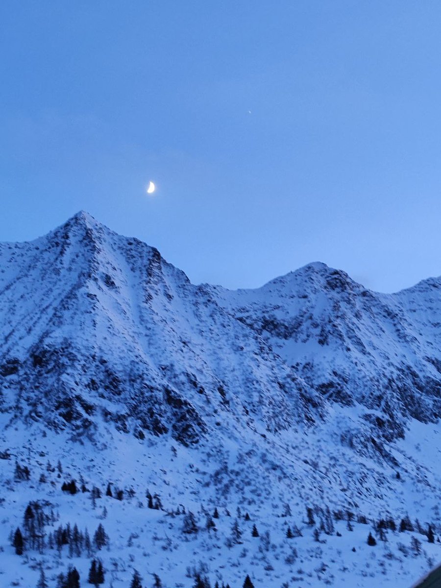 This year's winter school is over, here are some final impressions! #WSCtonale #cosmology #astronomy