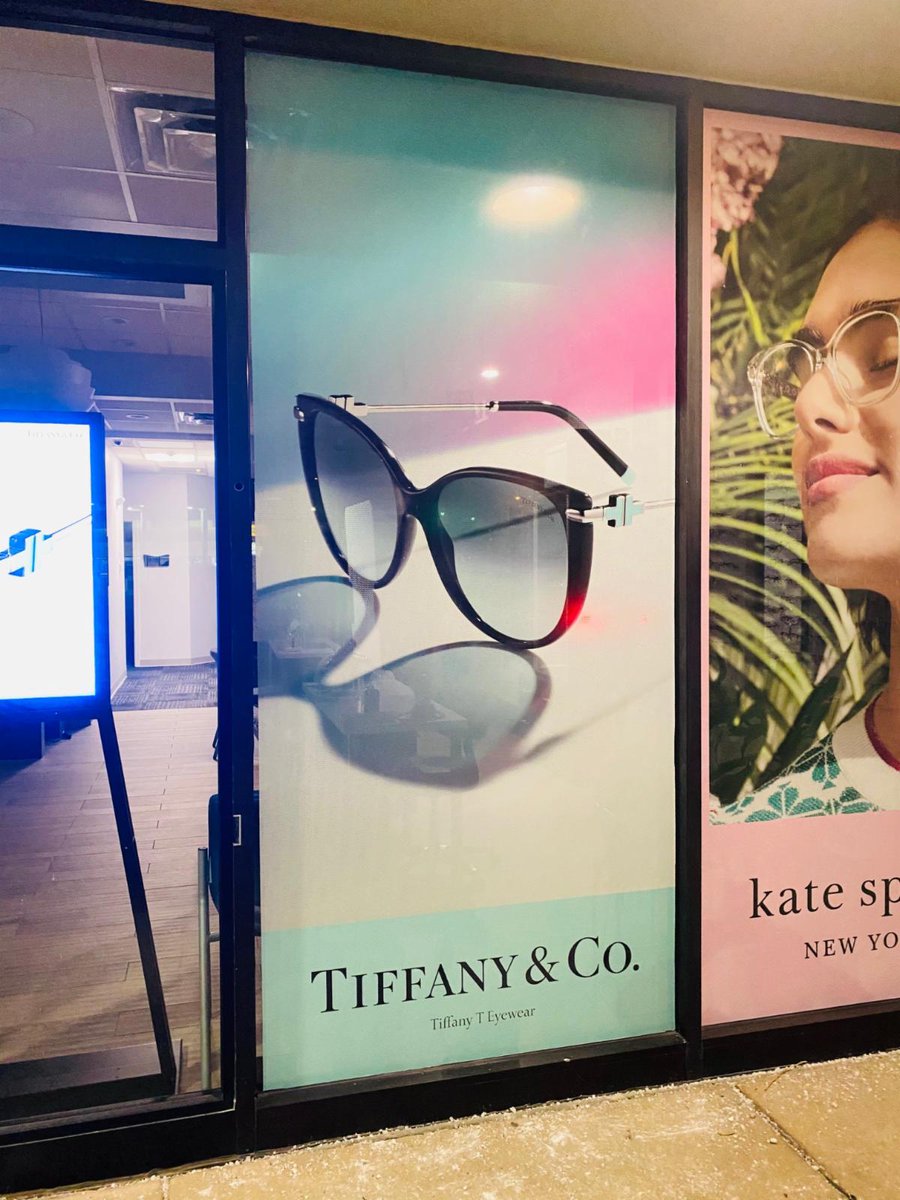 MrSign_PGH's tweet image. Full-length, full-color window displays are a great way to draw attention to your storefront.

#WindowGraphics #WindowLettering #StoreWIndow #BusinessSign #MrSign #Pittsburgh
mrsignpittsburgh.com/products.cfm?s…