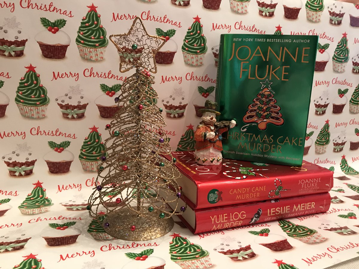 writerahart's tweet image. Happy 12 Days of Cozies! 

#12DaysofCozies #sleuthers @cozymysteryclub