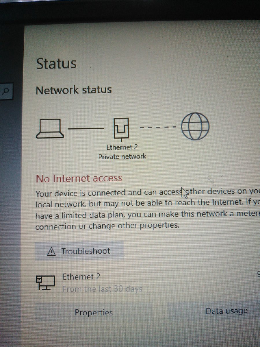 DarrellKodemo's tweet photo. @Safaricom_Care i have connected to the wifi with my LAN cable it says this.... What could be the problem? https://t.co/r7oaHDkuyW