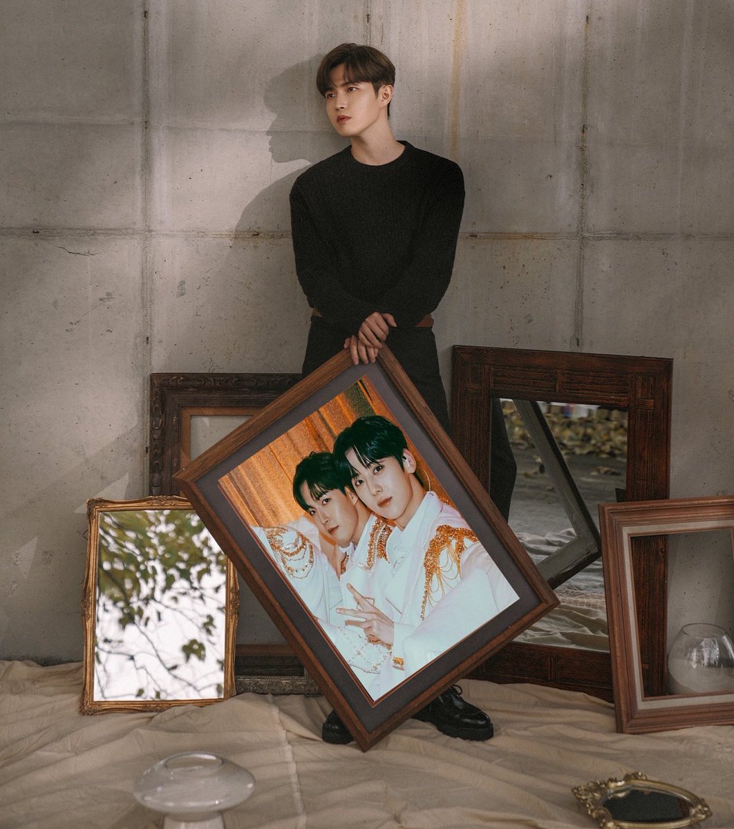 Sirinyyy's tweet photo. เดอะเลทเทอร์ รูปแต่งงานมรณะ https://t.co/aRY8PAc60p
