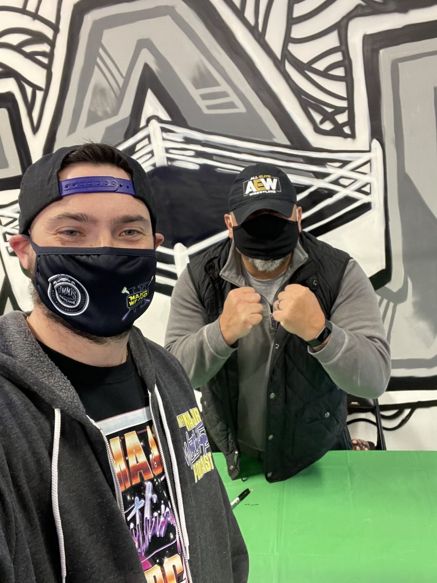 Longisland1892's tweet image. From @OfficialTAZ to @730hook we #LONGISLANDER STRONG! #AEWRampage @UBSArena @CreateAPro @AEW @AEWonTNT