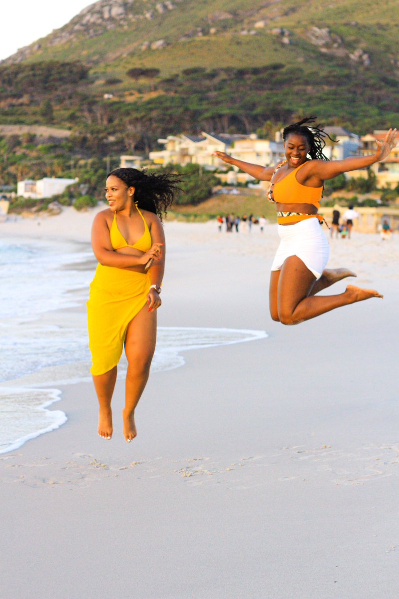 Belle_Fiore_'s tweet image. Golden 🍯