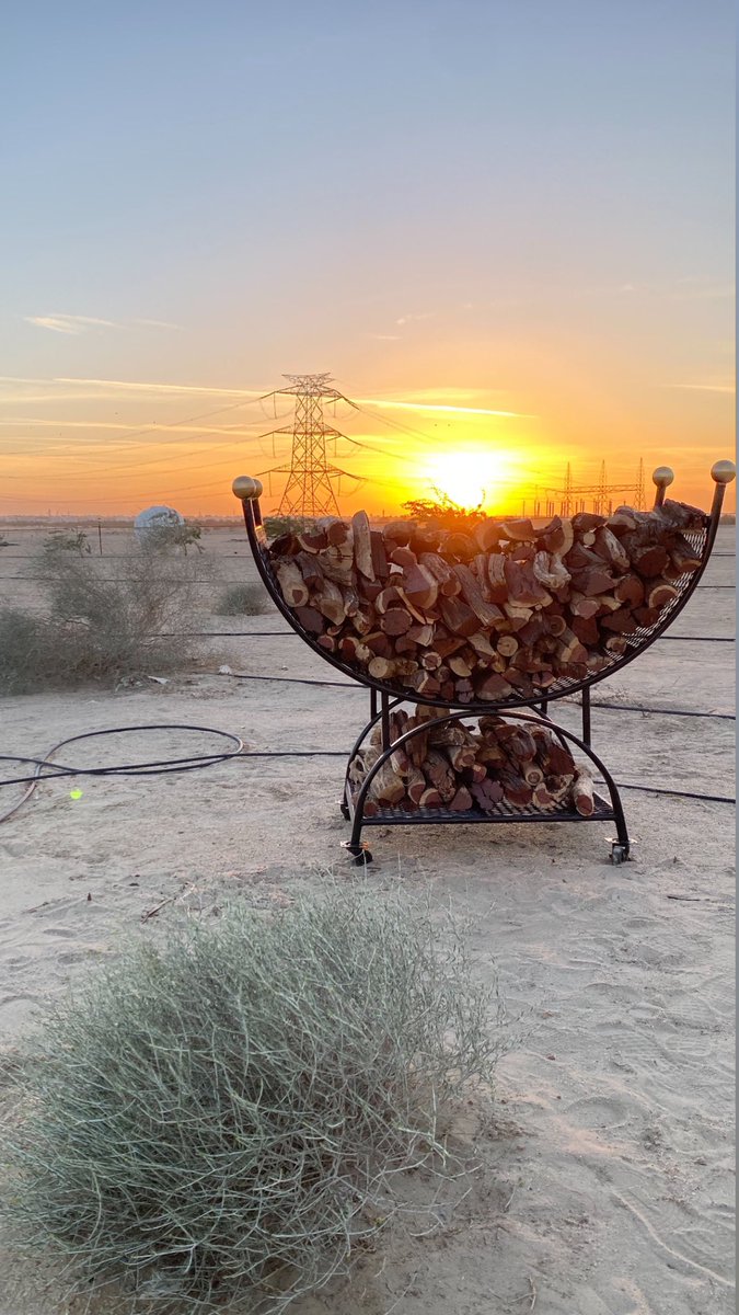 FM🇰🇼. tweet media