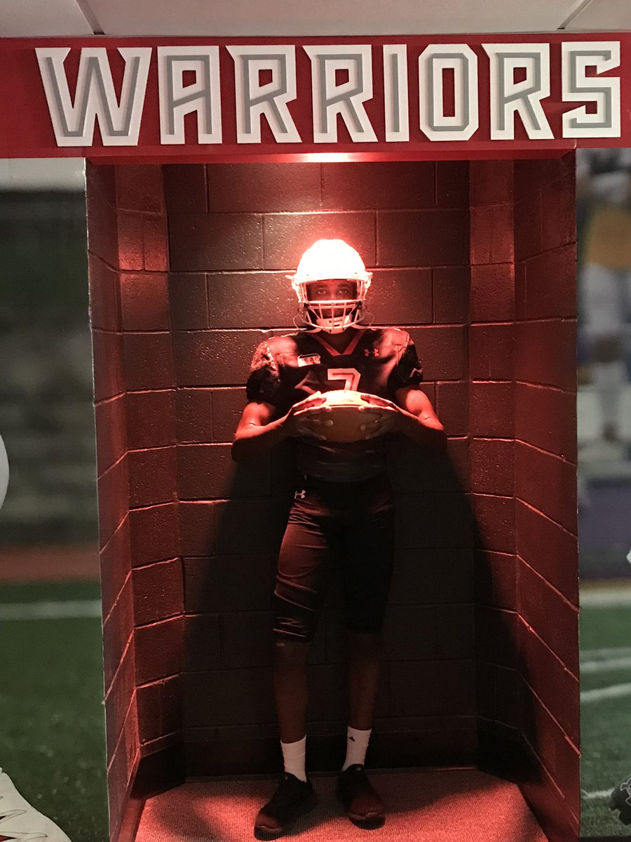 MylesReynolds11's tweet image. After a good conversation and visit with @Jimterwilliger @coachlackey I am grateful to receive my first offer from East Stroudsburg  University ! #Bloodrunsthick🔴⚫️⚪️