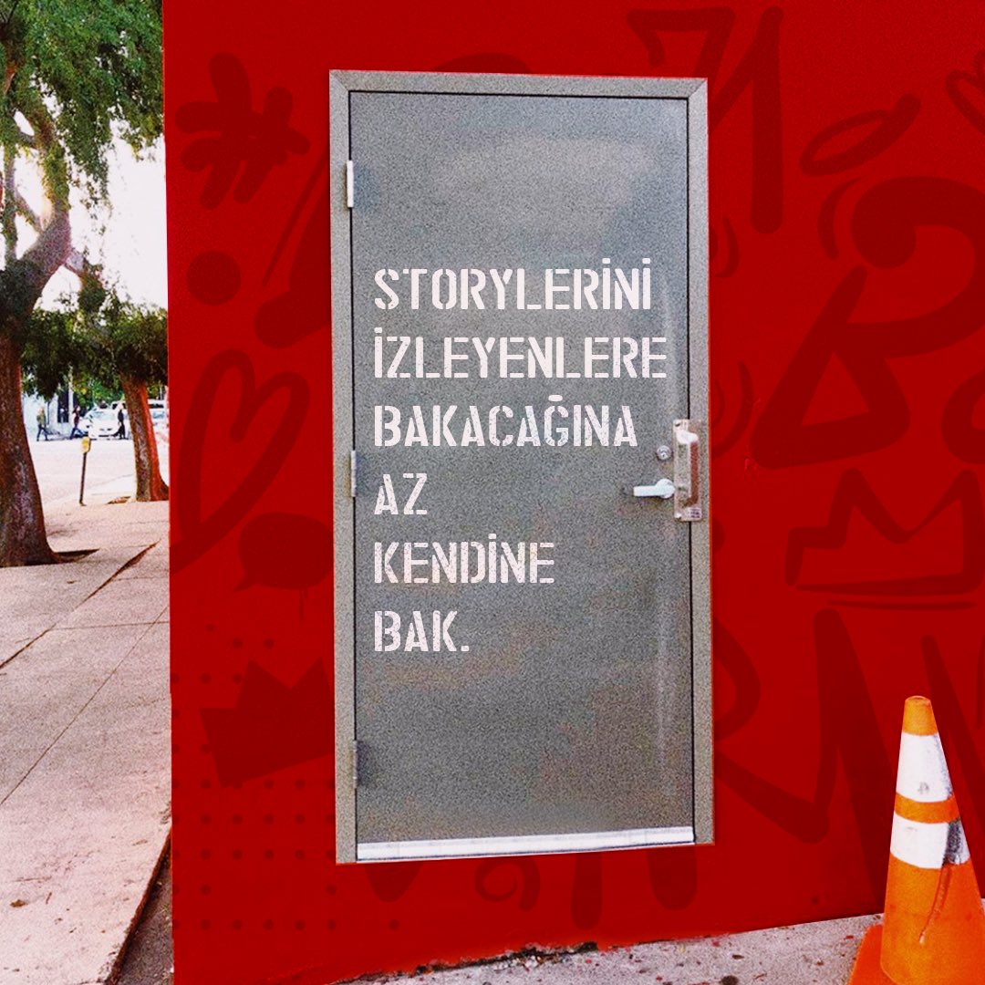 iyikivarim's tweet photo. Ayın tokadı hep sizden geleceğine az da bizden gelsin, heh! #iyikivarım https://t.co/fzh0O0Pi2I