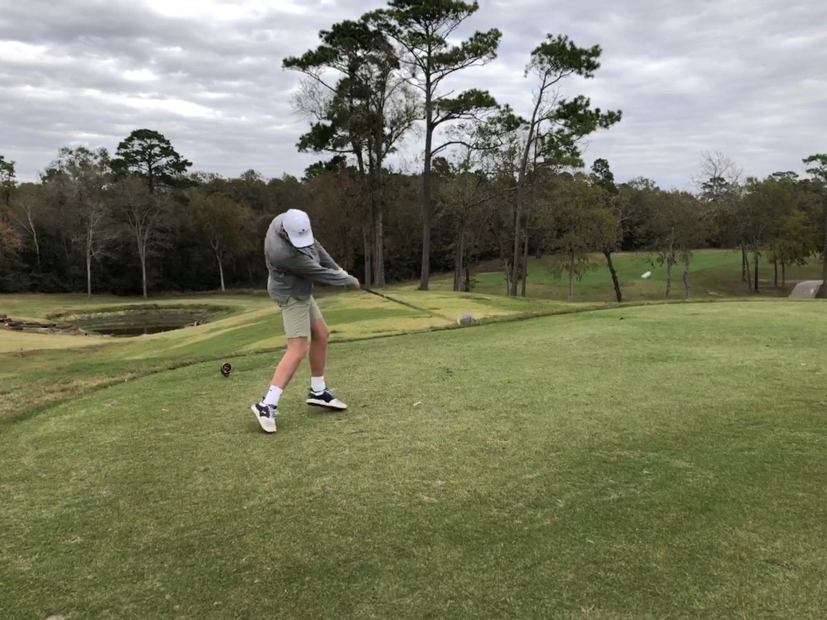 Strake Jesuit Golf tweet media