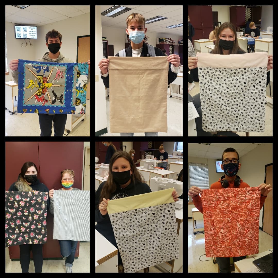 MrsNealFCS's tweet photo. Fashion 1 students recently created pillowcases to practice their machine control, seam finishing techniques, and pattern direction comprehension. This was a fun project that resulted in some beautifully sewn creations!

#familyandconsumersciences #facs #fcs #homeec #hcproud https://t.co/YsvVEZlcKB