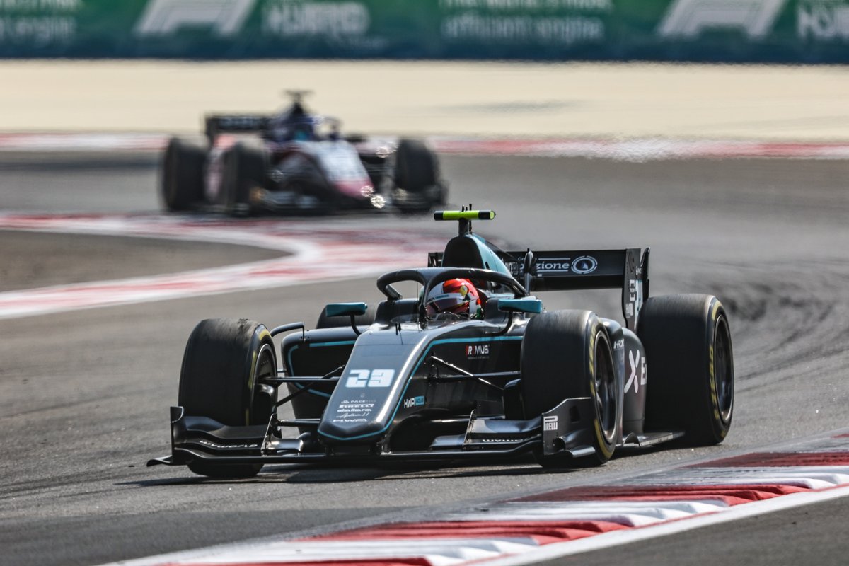 Gara 1 positiva #F2 #AbuDhabiGP per Alessio 
@hwaag_official che ha concluso al 18° posto. Purtroppo nella seconda corsa è stato speronato da Caldwell e i giochi sono finiti nei primi giri.