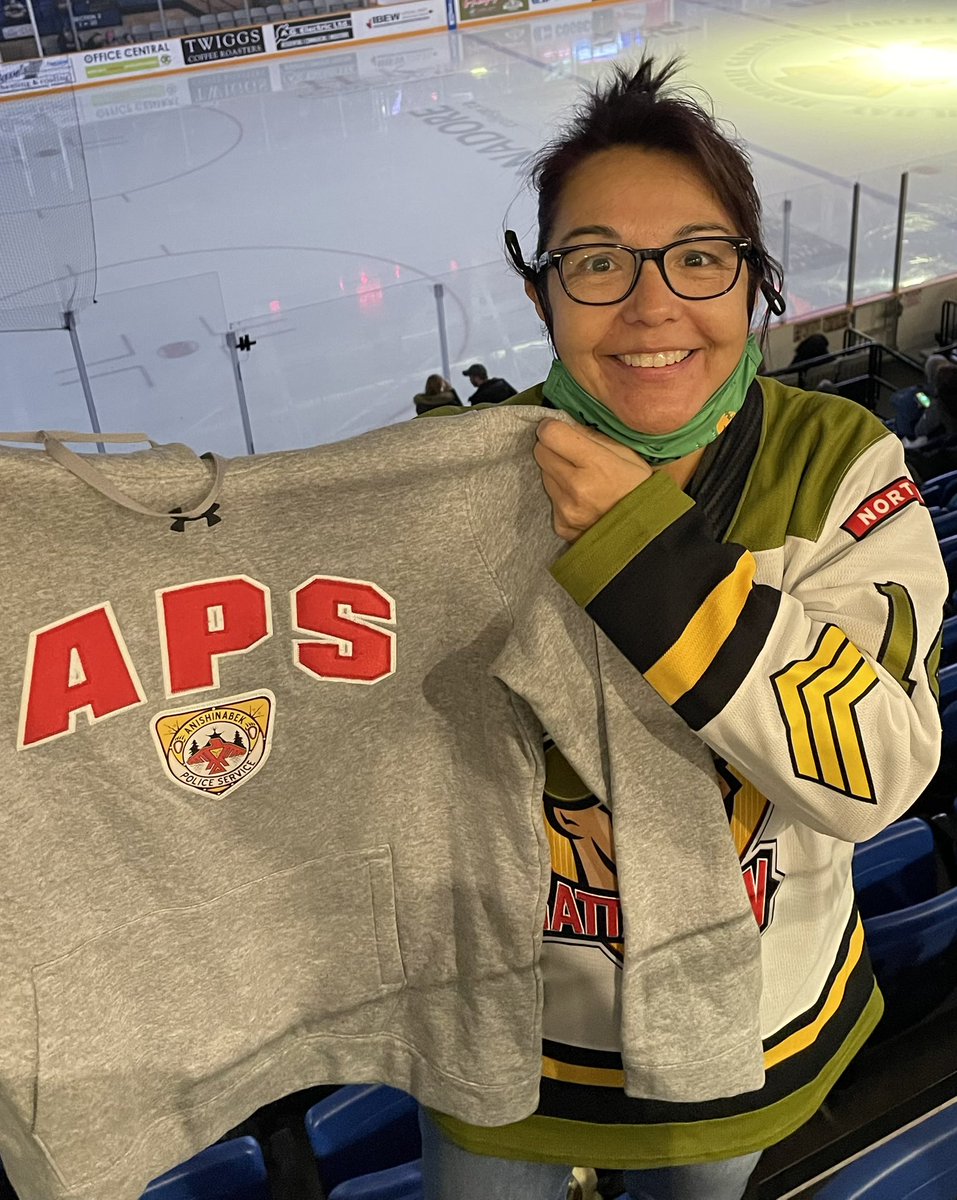 APScops's tweet image. Special shoutout to Lorie &amp;amp; Brian, owners of YOUNG FORESTRY, for donating their Battalion Box to APS Peer Support employees. #apscops #miigwetch #peersupport #hockey #youngforestry