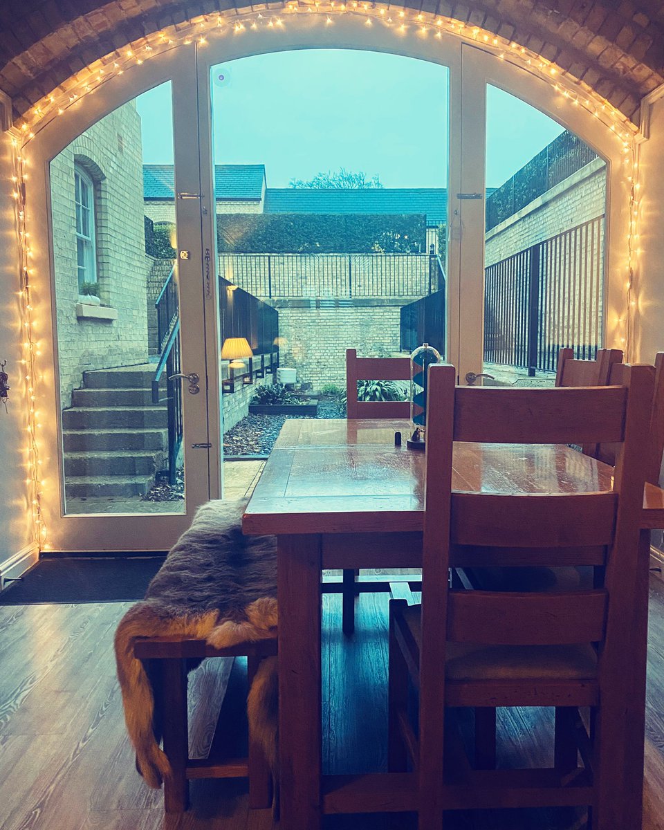 littlemisswoww's tweet image. Home is where the magic happens! #mummyandruby #sparkle #stayingupforever 💫