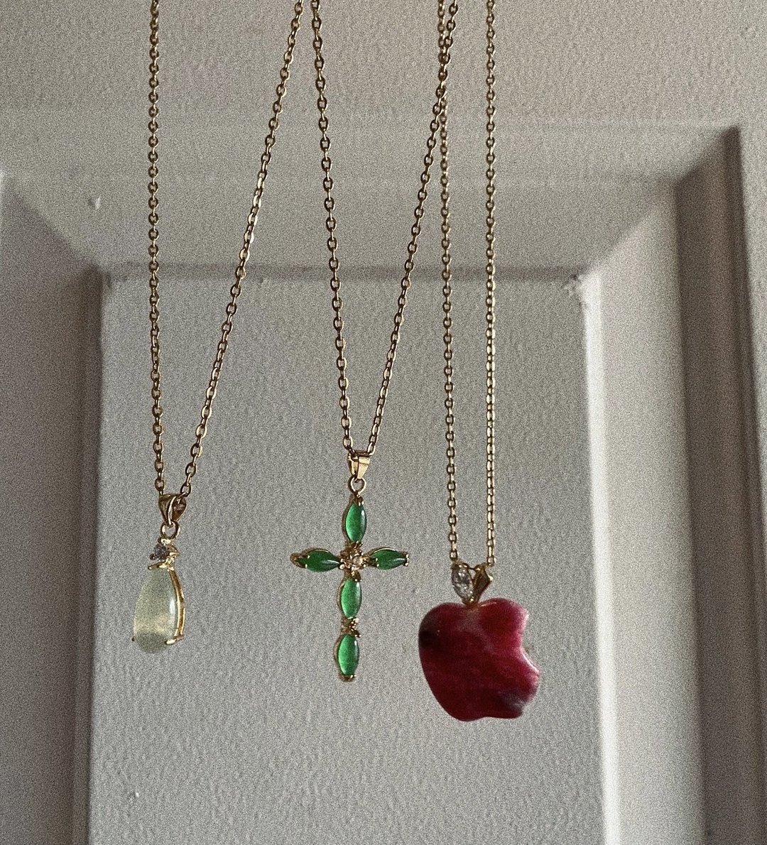 brianaaniysaa's tweet photo. the jade collection is buy two get one free all weekend. https://t.co/VECqBiDeQo 🪴💫 https://t.co/lszkyXxdiH