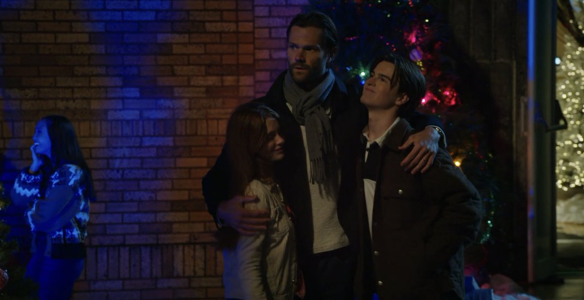 _whatsinaname7's tweet photo. Dad Cordell is my favourite 💖

| #Walker | #JaredPadalecki | #ThankYouLinz | https://t.co/oYRt8tiWRH