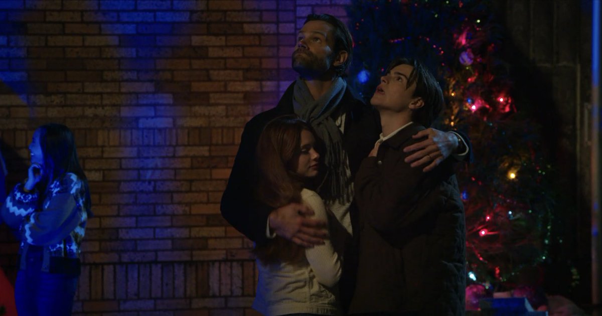 _whatsinaname7's tweet photo. Dad Cordell is my favourite 💖

| #Walker | #JaredPadalecki | #ThankYouLinz | https://t.co/oYRt8tiWRH